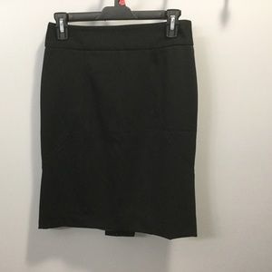 Black Ann Taylor pencil skirt 2P
